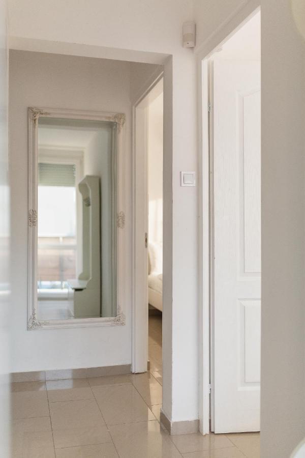 Galerius Pihenohaz By Bltn Siofok Apartment Bagian luar foto